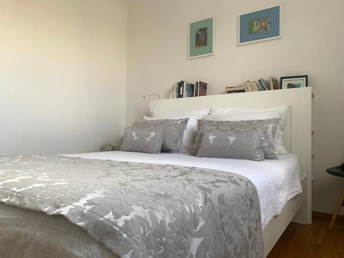 Albatros Apartment Trogir