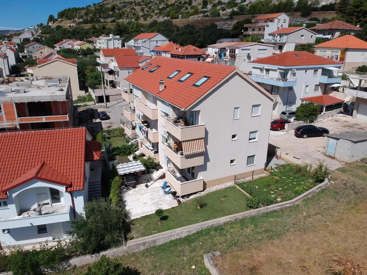Albatros Apartment Trogir